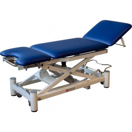 Examination table with short GU section